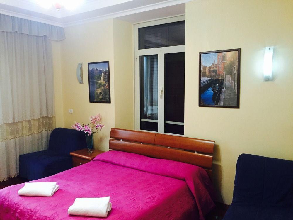 Zhihua Guest House روما المظهر الخارجي الصورة