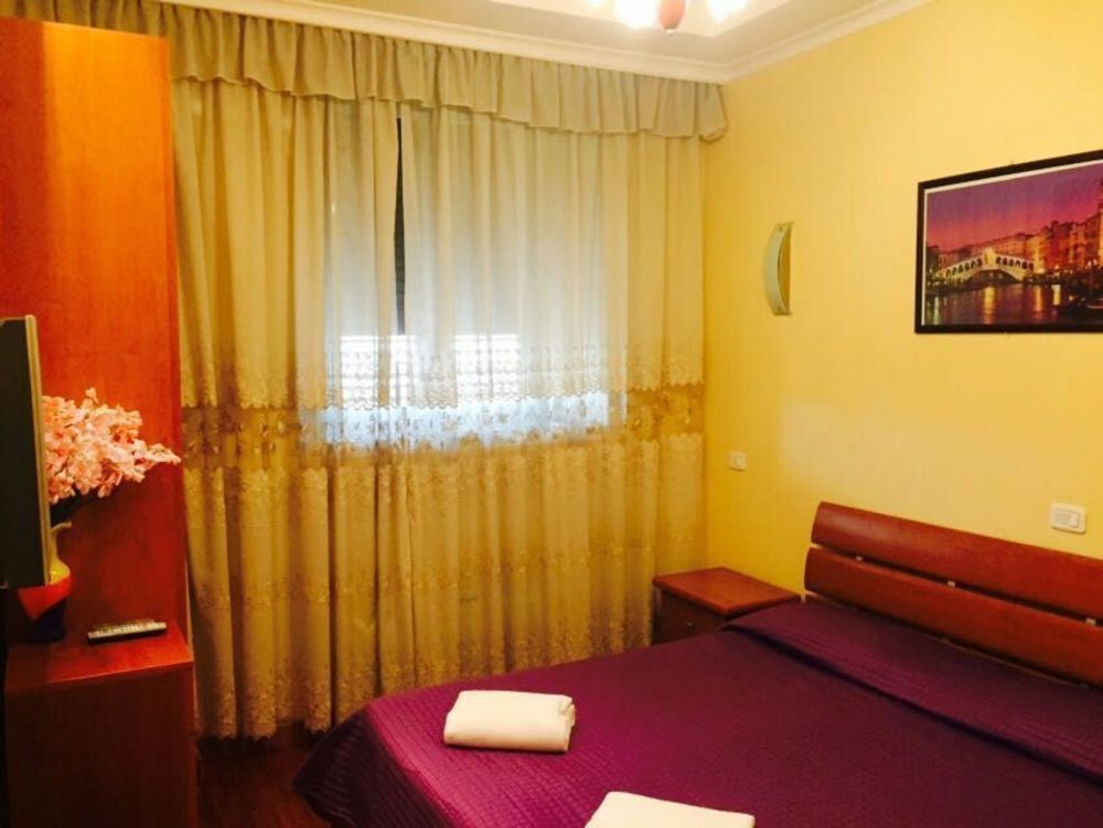 Zhihua Guest House روما المظهر الخارجي الصورة