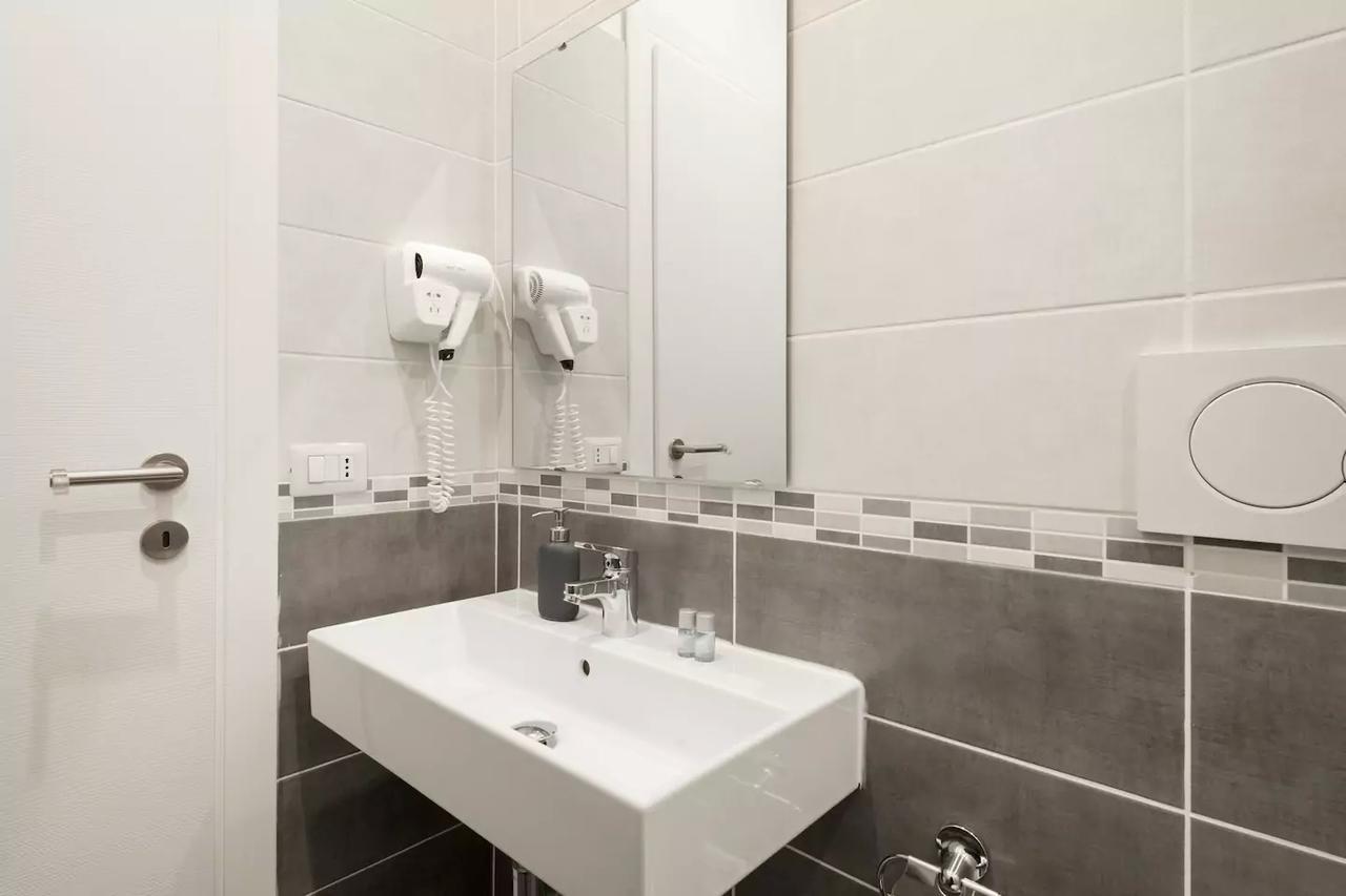 Zhihua Guest House روما المظهر الخارجي الصورة