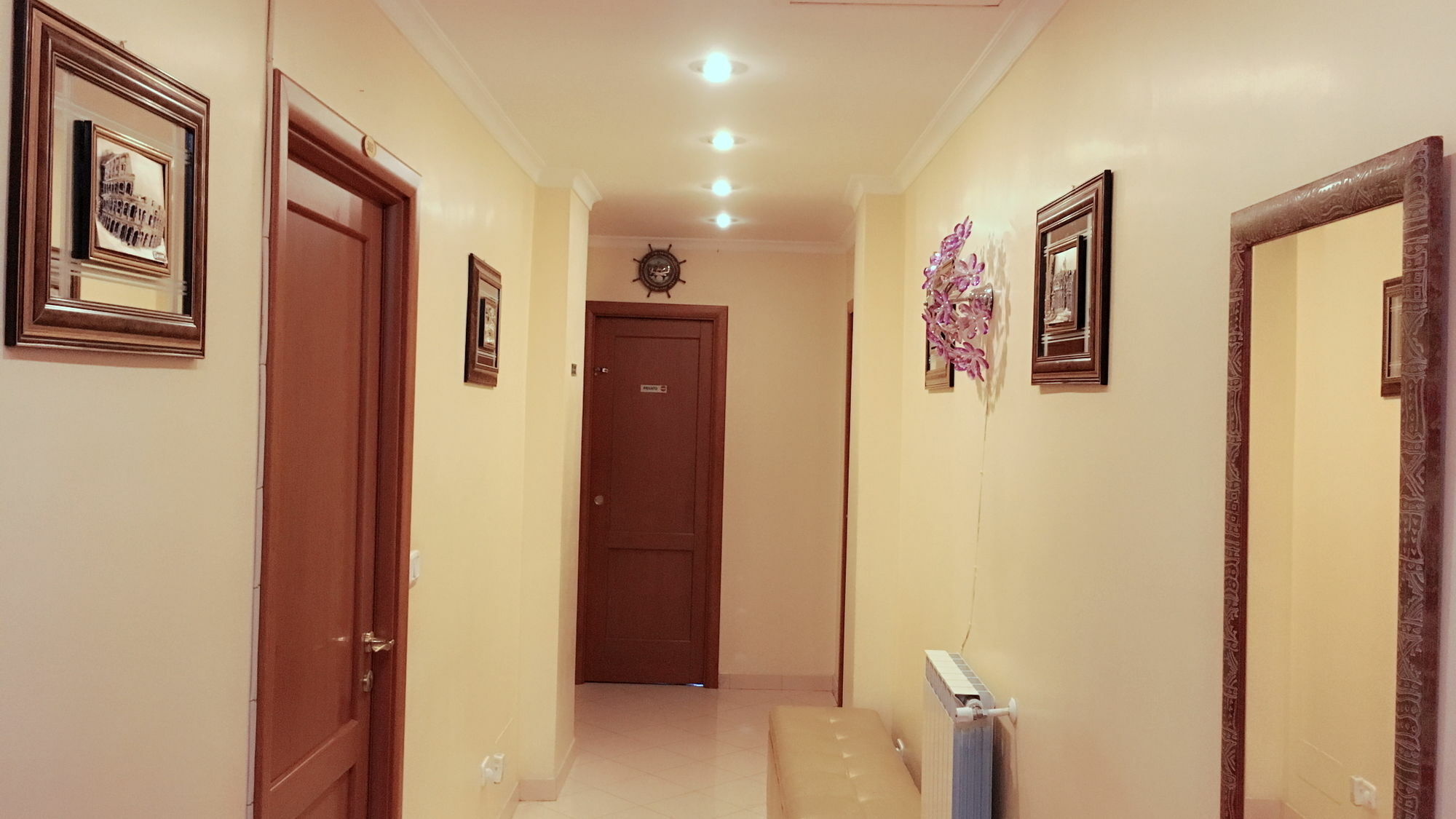 Zhihua Guest House روما المظهر الخارجي الصورة