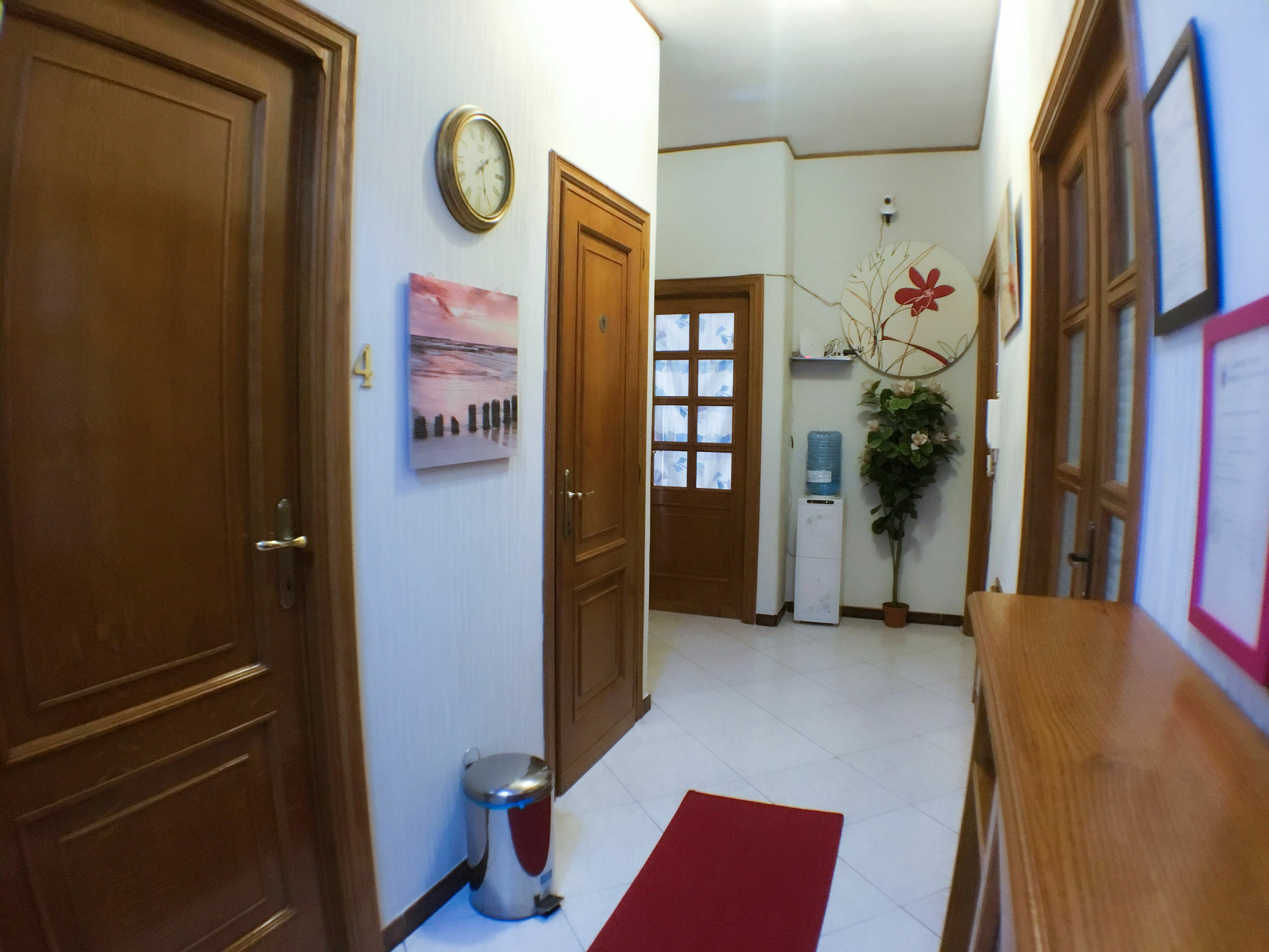Zhihua Guest House روما المظهر الخارجي الصورة