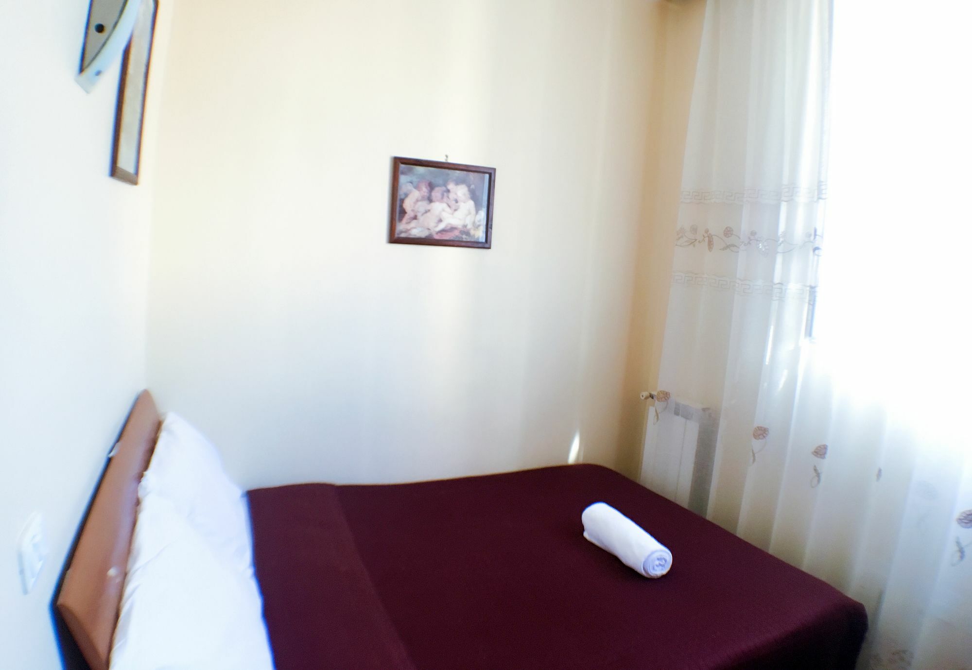 Zhihua Guest House روما المظهر الخارجي الصورة